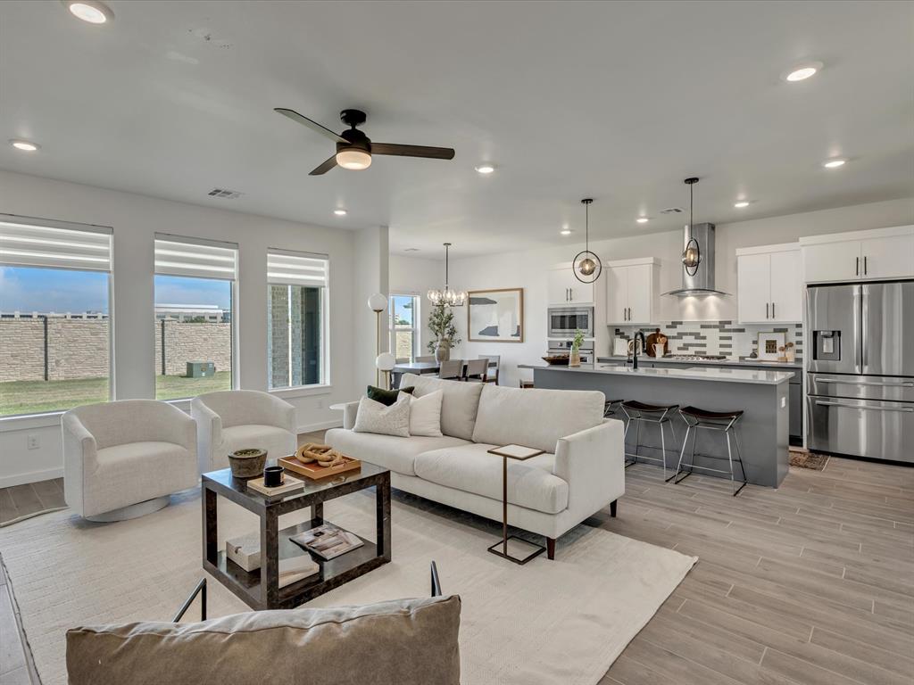 7717 NW 136th Terrace