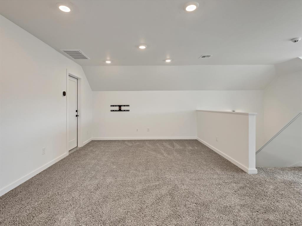 7717 NW 136th Terrace