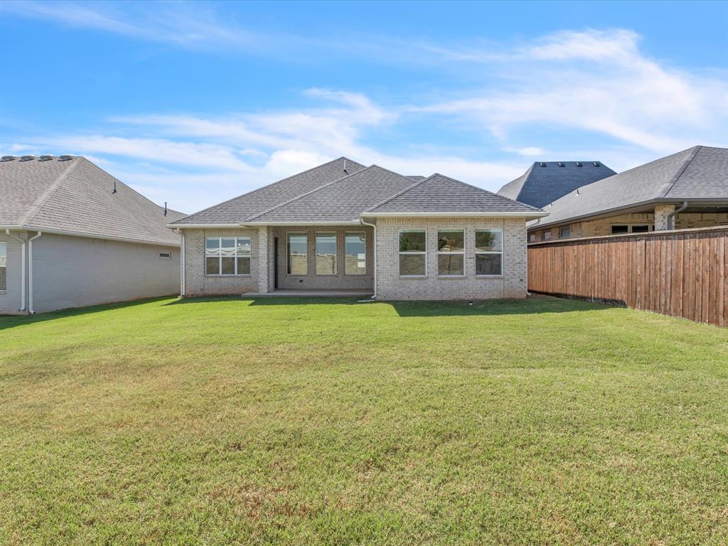 7717 NW 136th Terrace