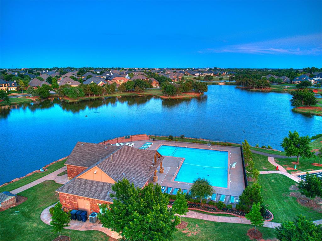 7717 NW 136th Terrace