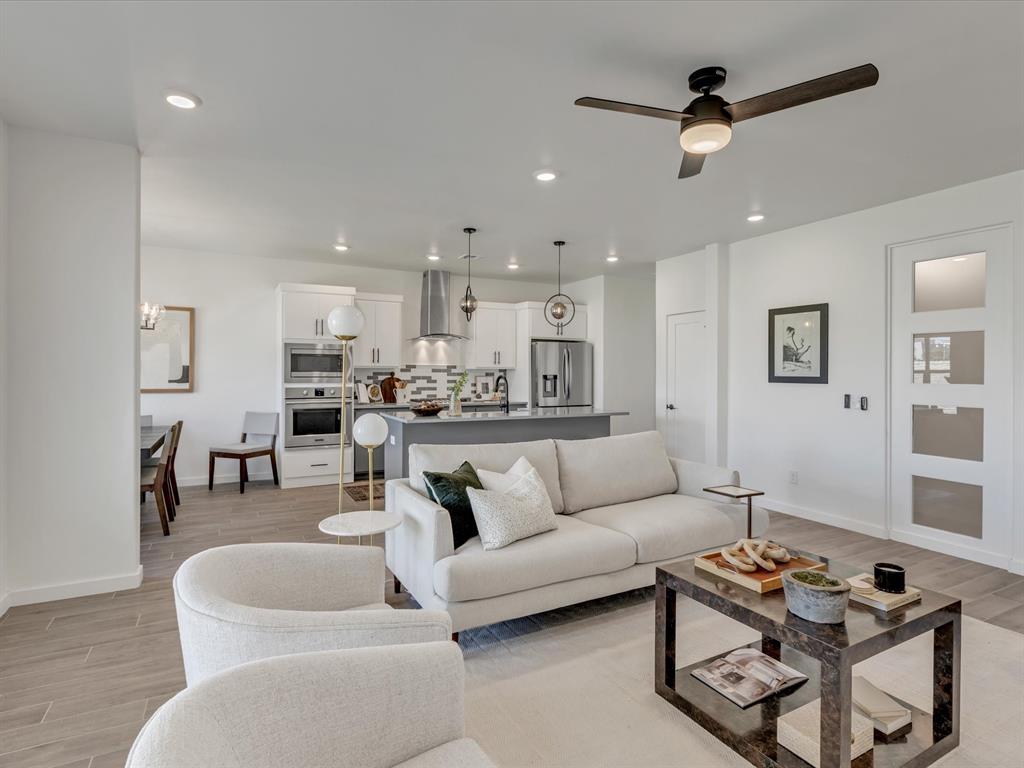 7717 NW 136th Terrace