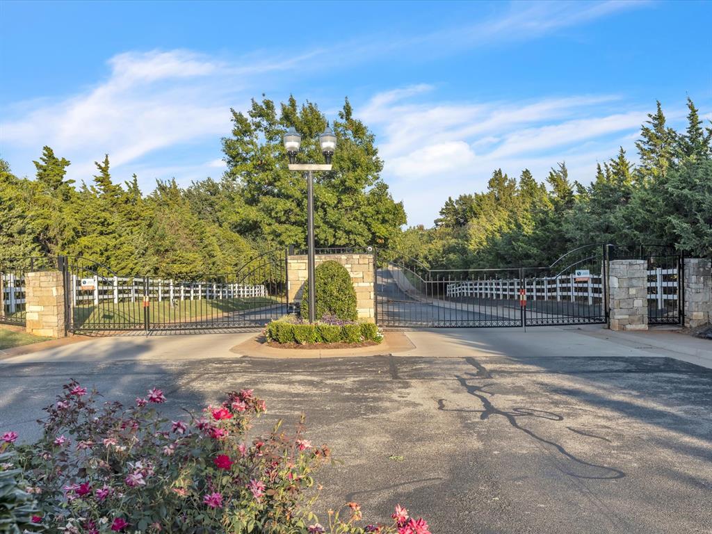 7717 NW 136th Terrace