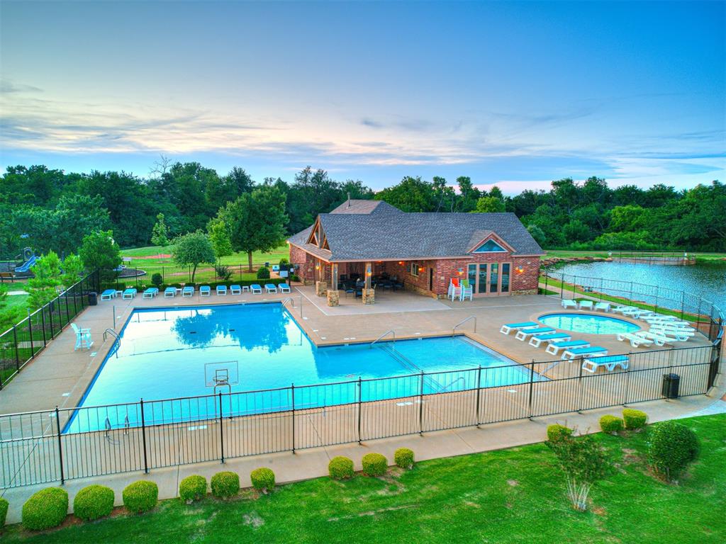 7717 NW 136th Terrace