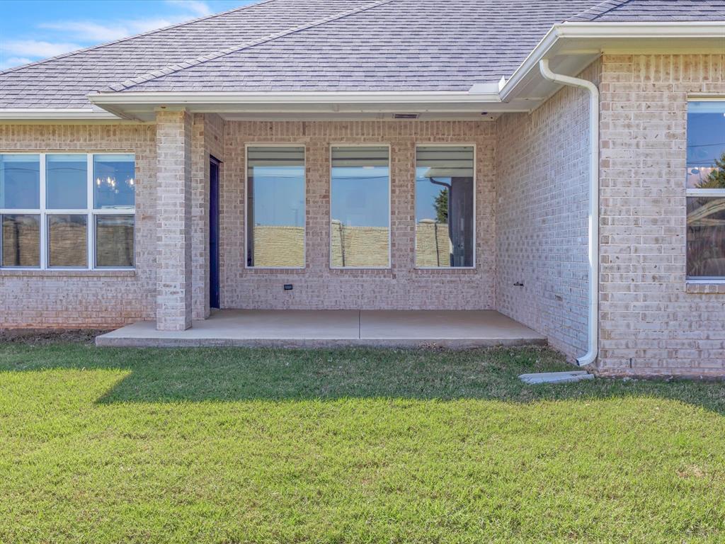 7717 NW 136th Terrace