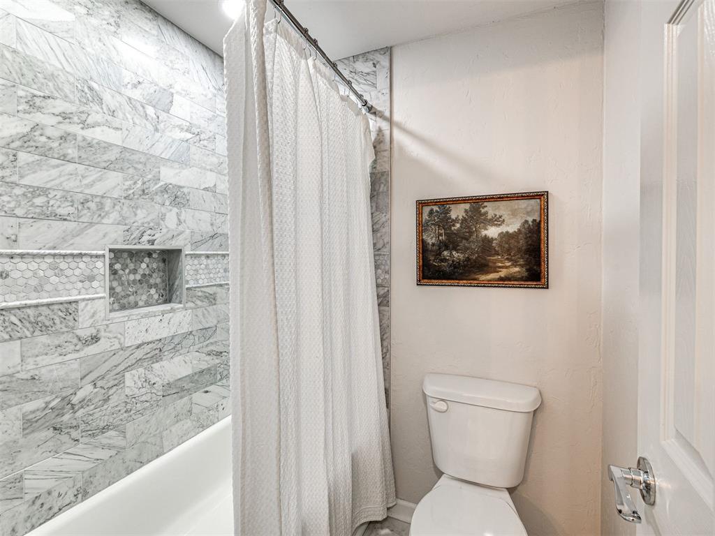 3305 W Rock Creek Road