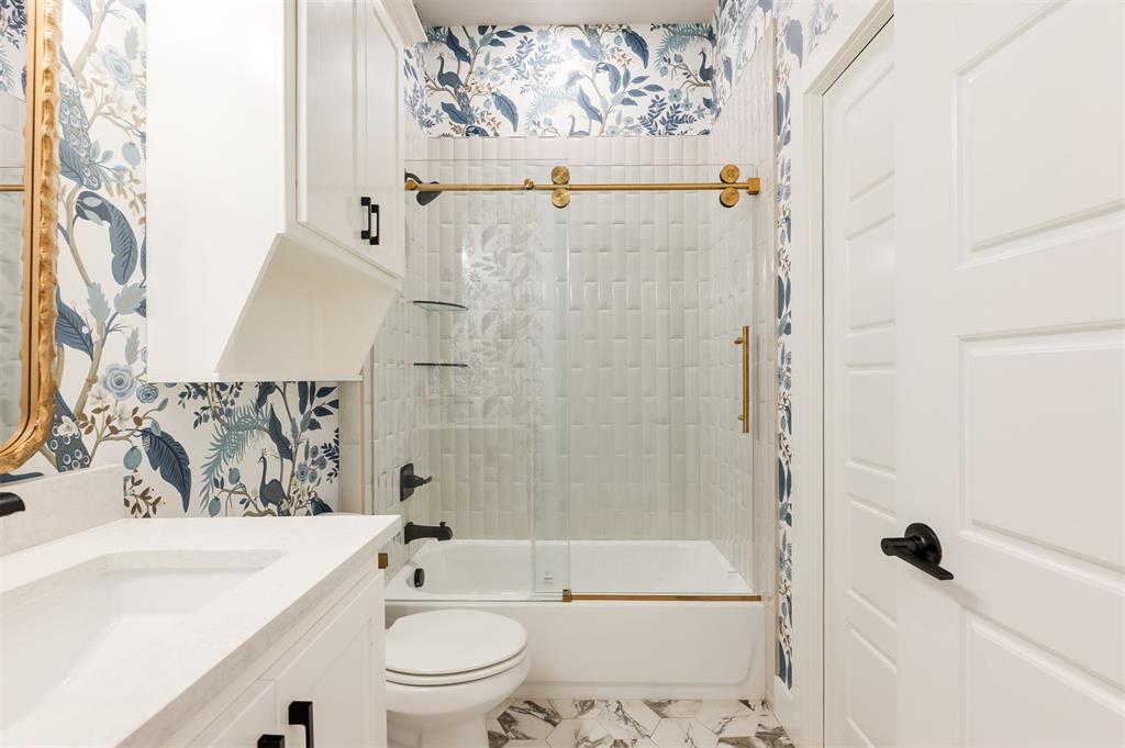 364 Saint Claire Drive