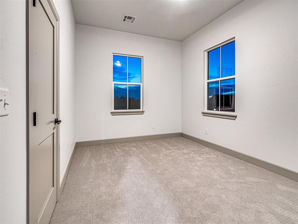 18443 Boardwalk Crossing