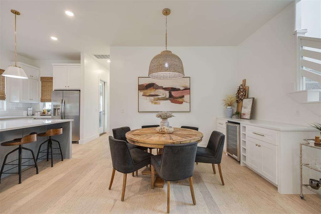 44 Ramble Along Road