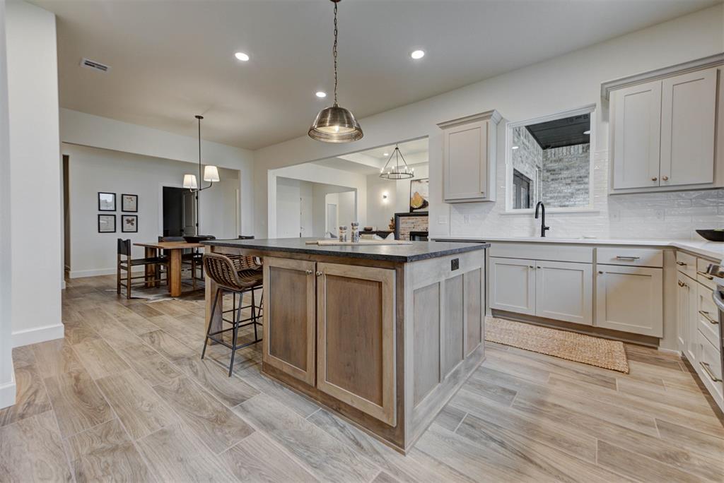 9304 NW 79th Terrace