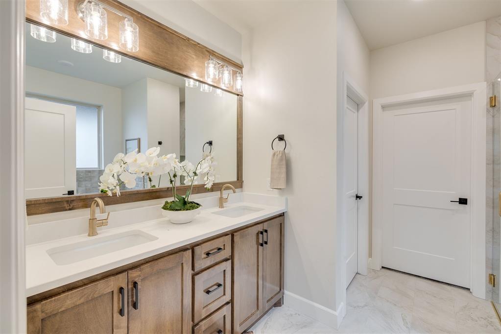 9209 NW 147th Terrace