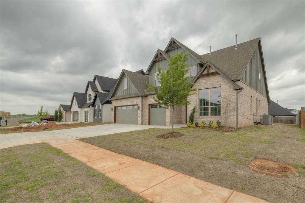 9209 NW 147th Terrace