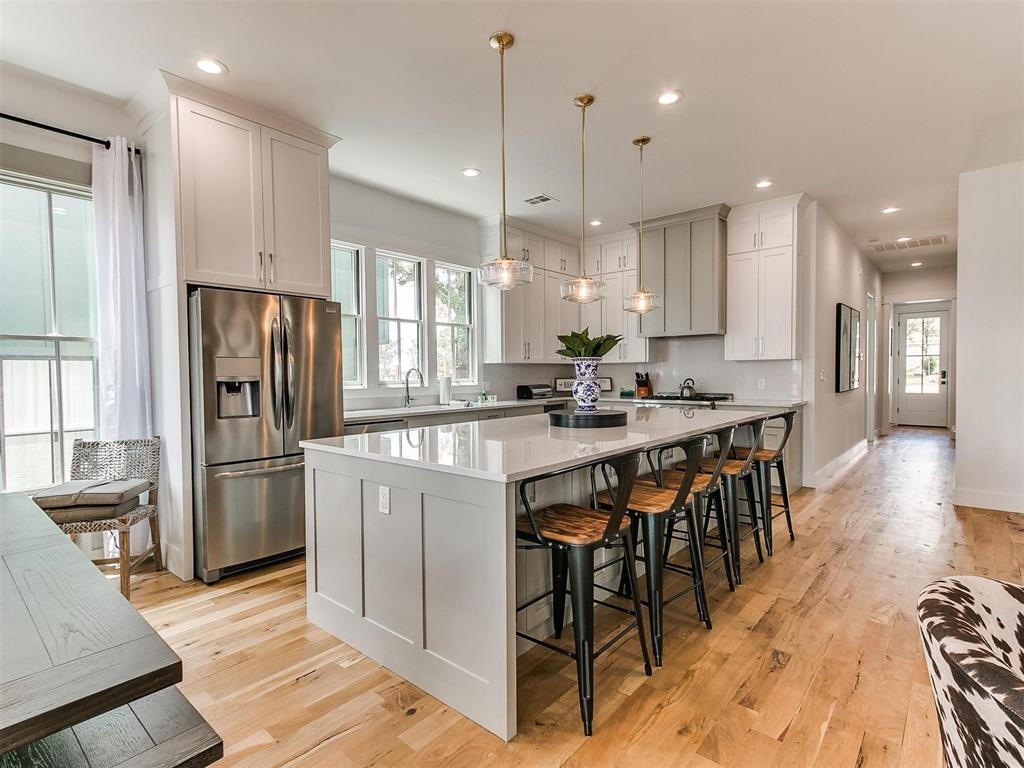 47 Ramble Along Road