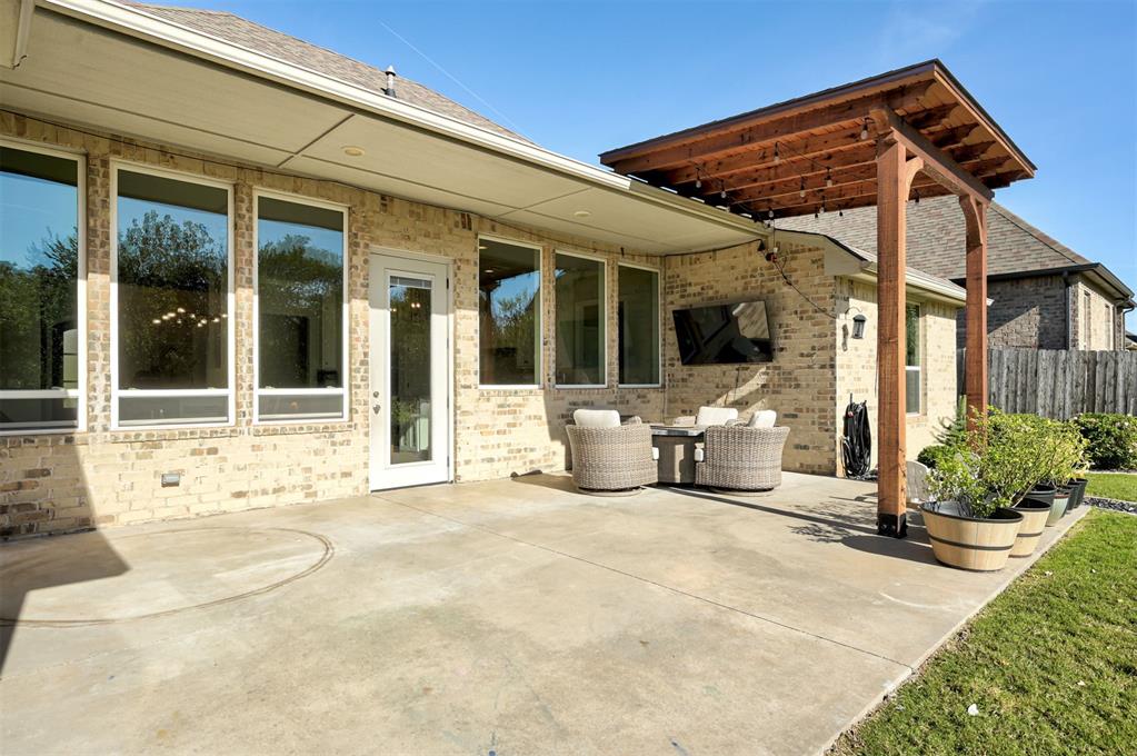 3100 Hunter Crest Drive