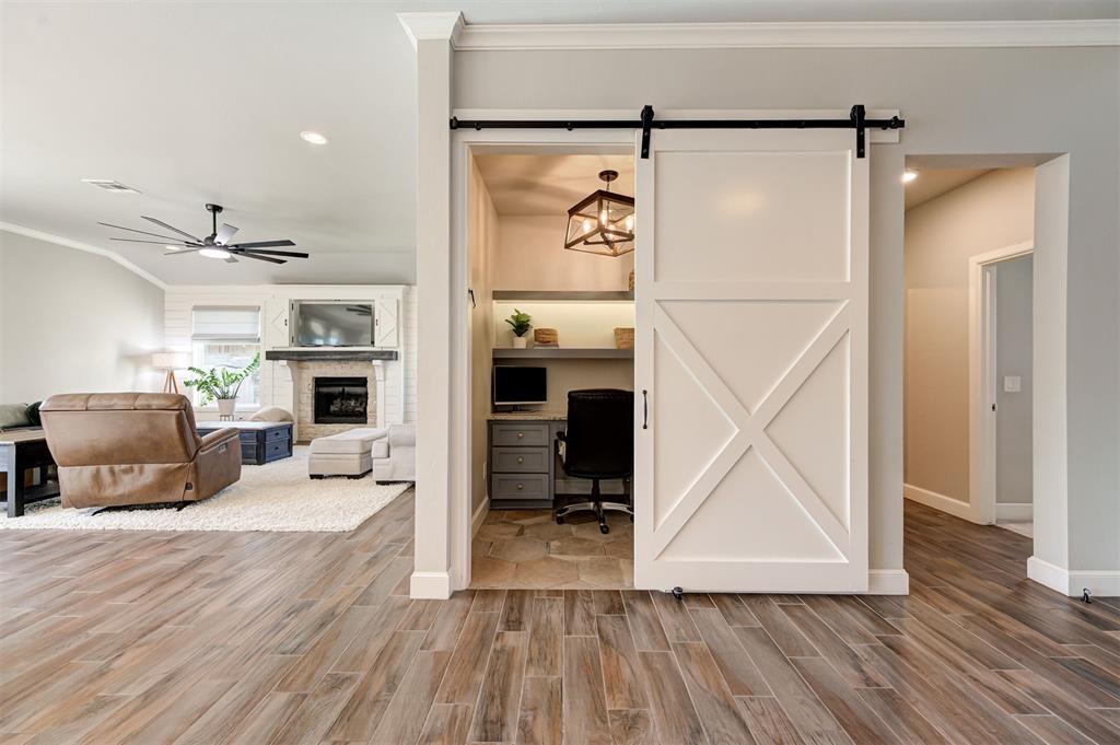 3100 Hunter Crest Drive