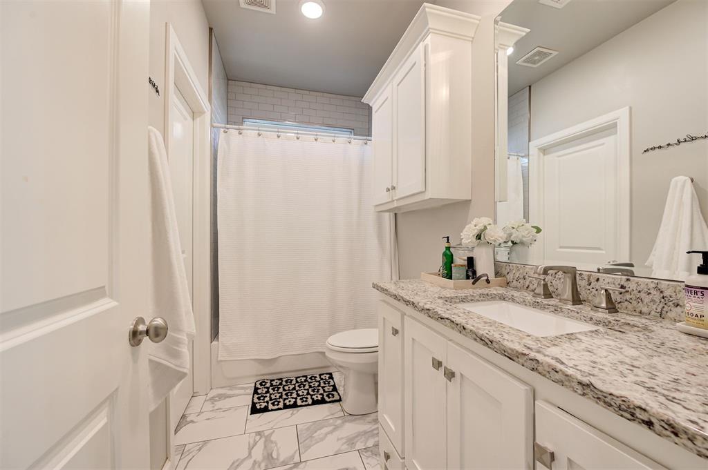 3100 Hunter Crest Drive