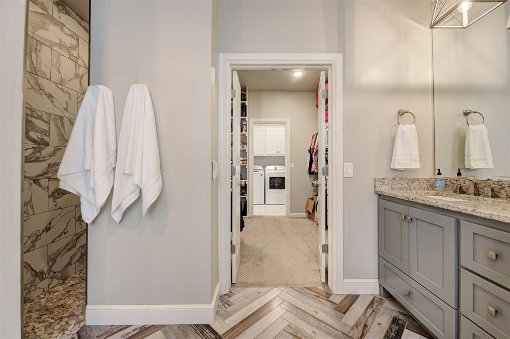 3100 Hunter Crest Drive