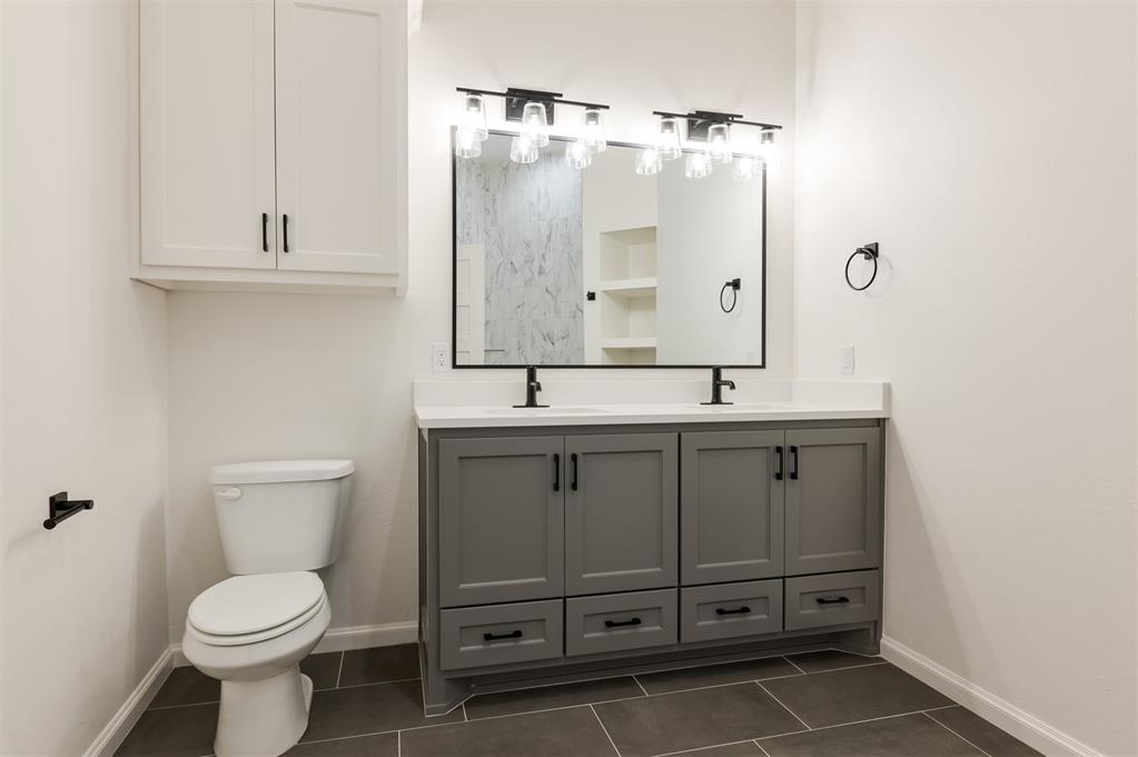 7624 NW 130th Terrace