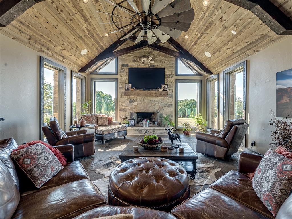 27280 N County Road 3250