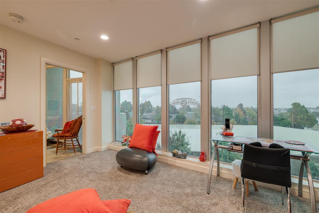 5900 Mosteller Drive Unit: 34