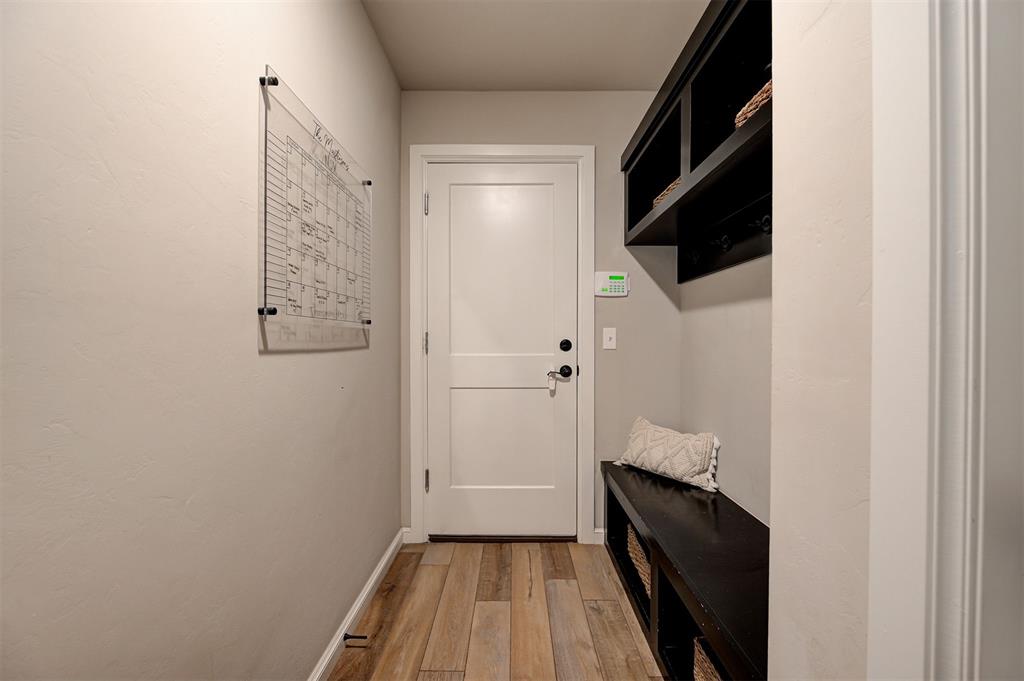 6617 NW 148th Street