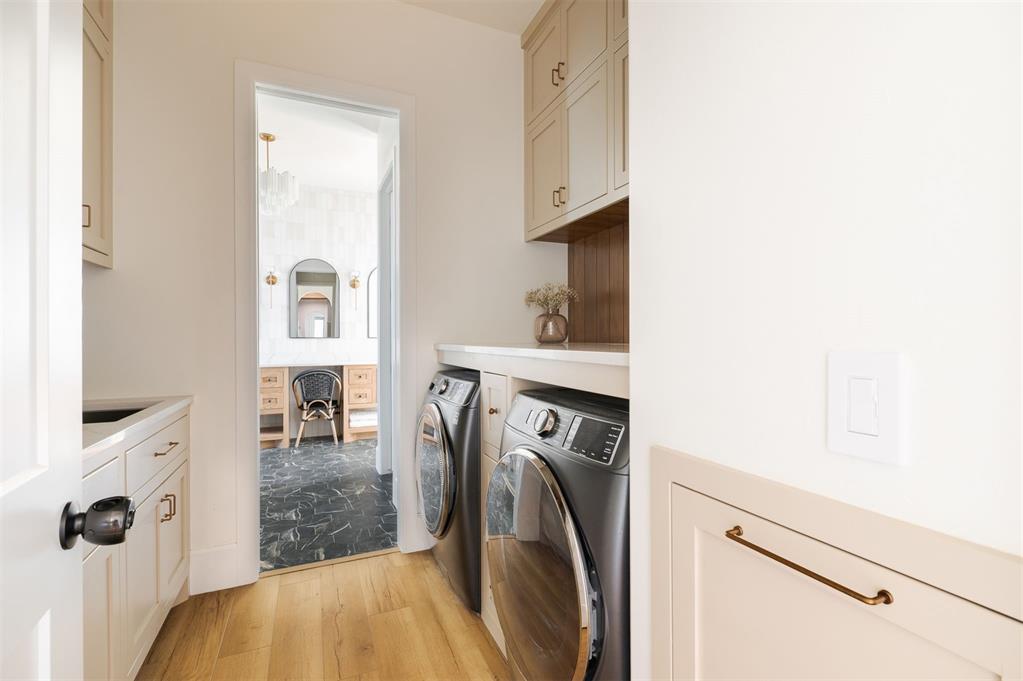 16000 N Hogback Road