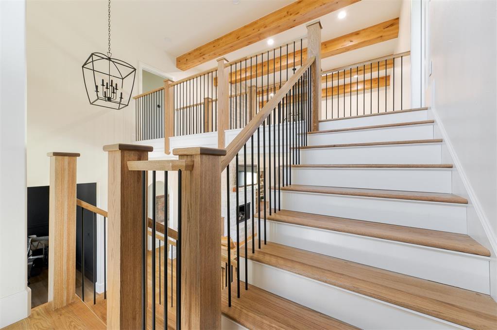 16000 N Hogback Road