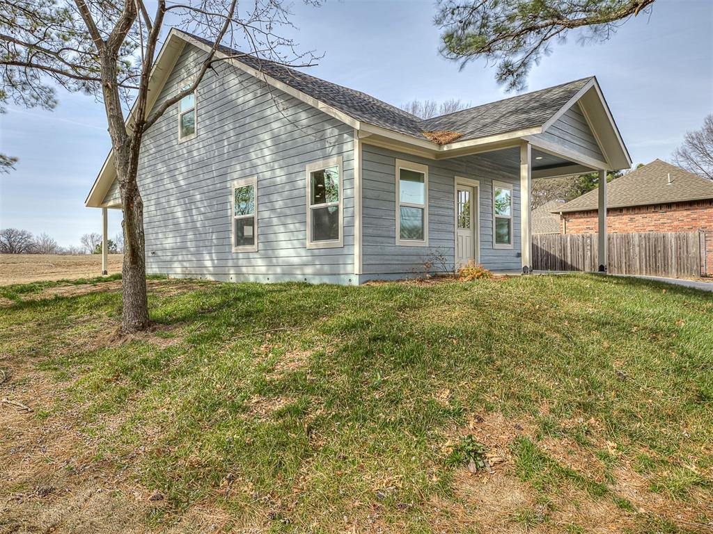 1701 E McGill Circle