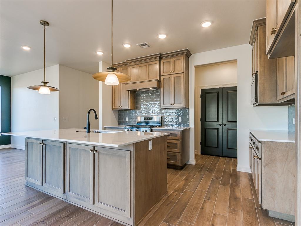 7713 Wilshire Woods Drive