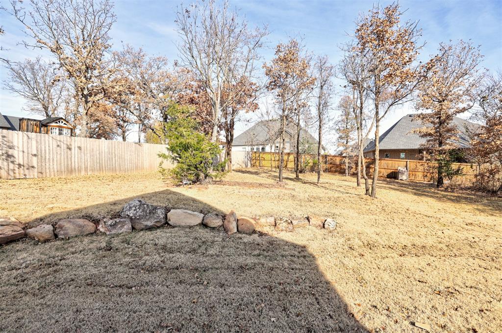 8001 Amber Ridge Drive