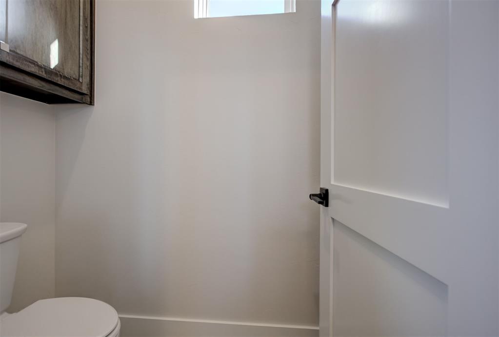 8001 Amber Ridge Drive