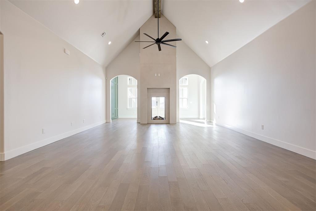 8001 Amber Ridge Drive