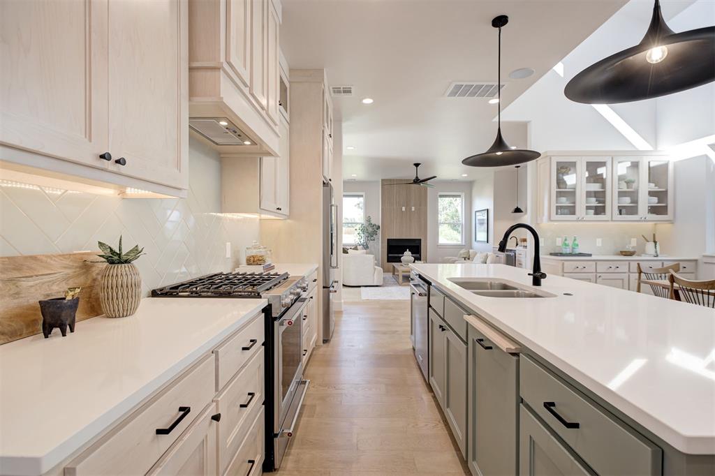 4541 Maple Ridge Drive