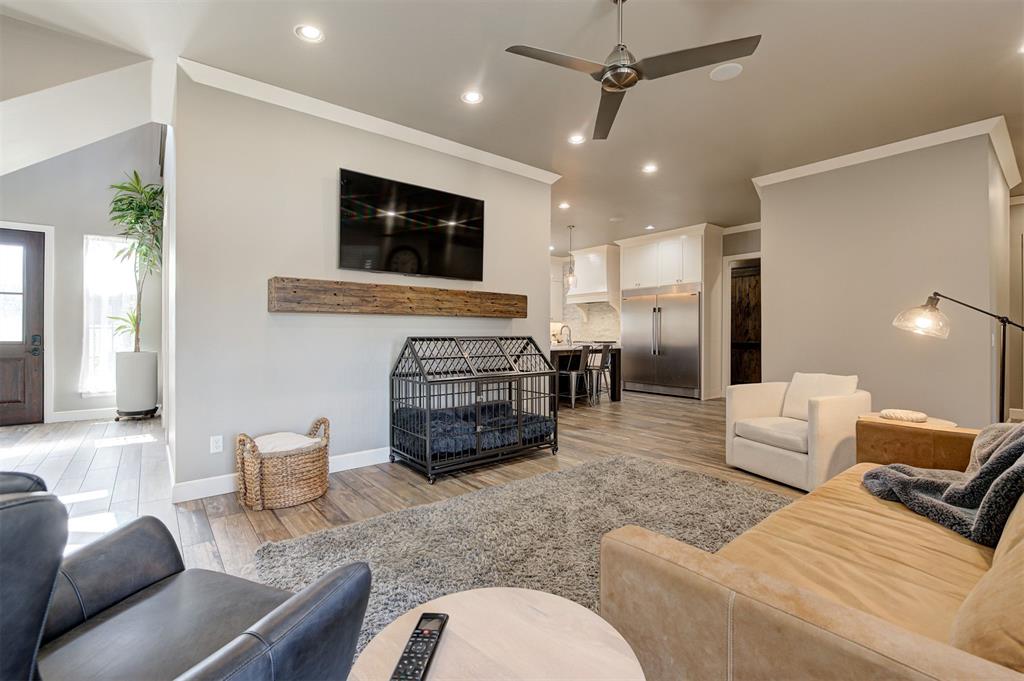 3301 Hidden Leaf Drive