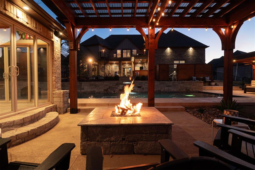 3301 Hidden Leaf Drive