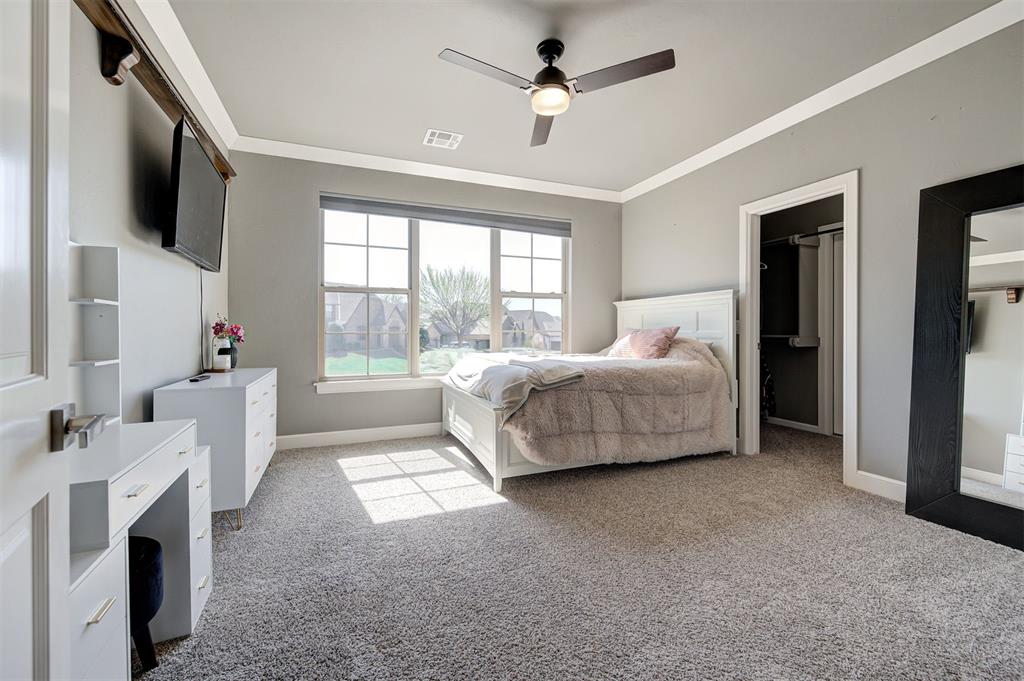 3301 Hidden Leaf Drive