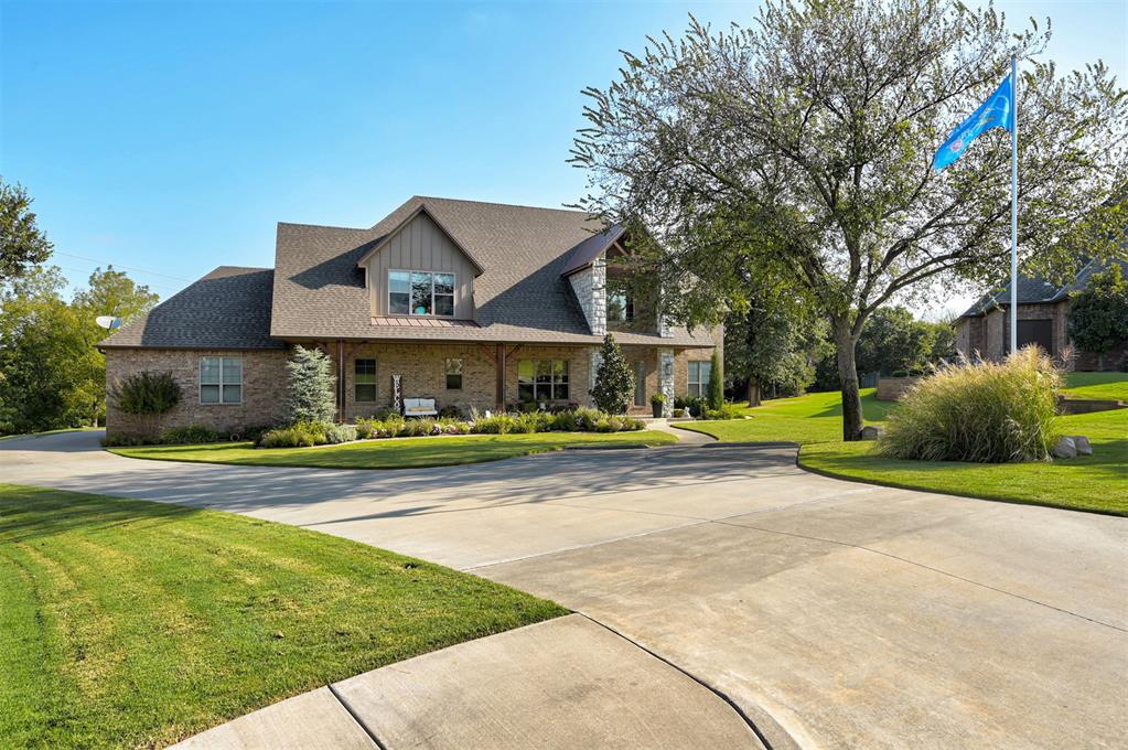 3301 Hidden Leaf Drive