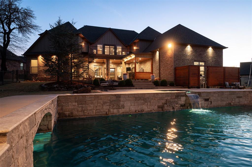 3301 Hidden Leaf Drive