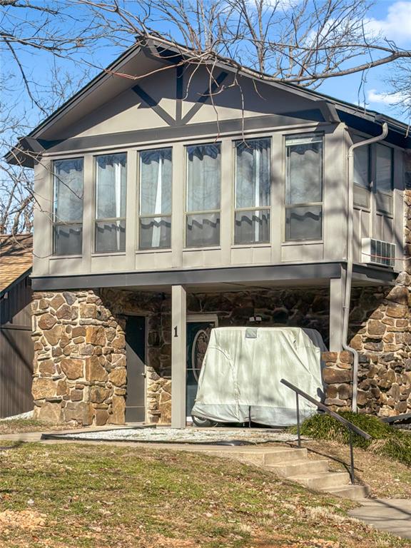 1 Fort Scott Lane Unit: 1