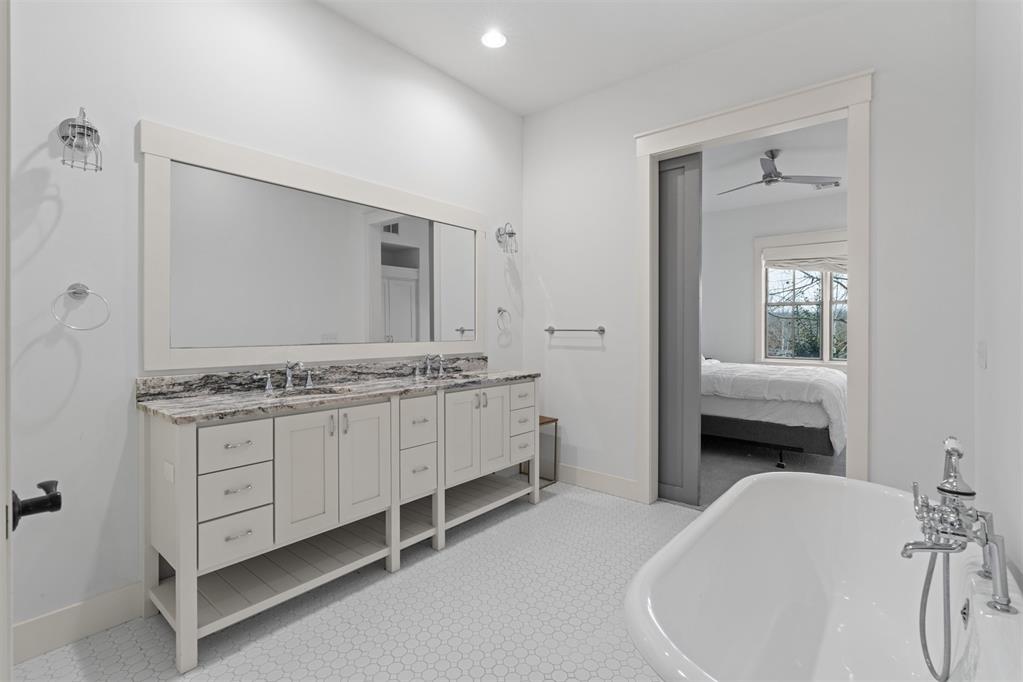 29 Water Street Unit: 3