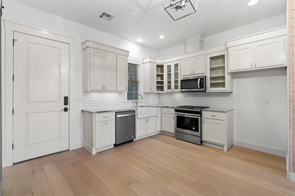 29 Water Street Unit: 3