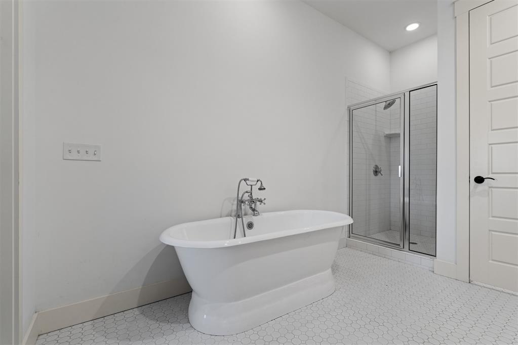 29 Water Street Unit: 3