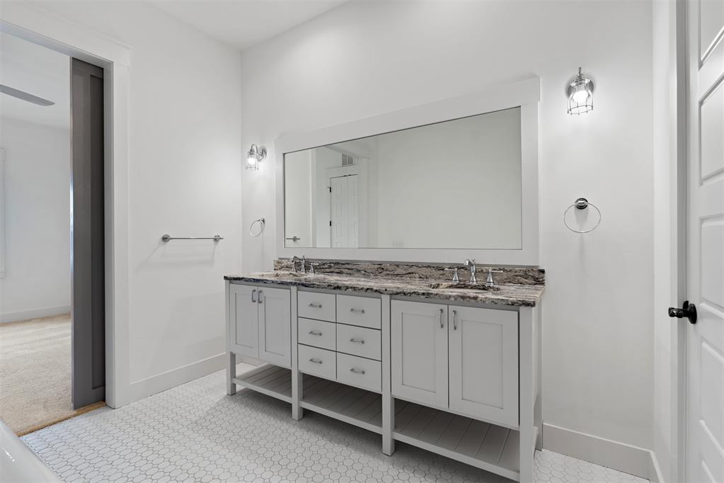 29 Water Street Unit: 5