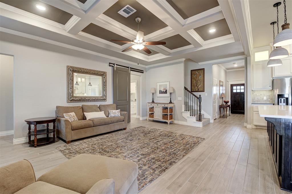 6917 Timber Crest Way