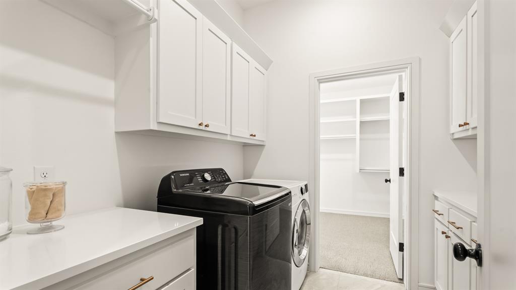 3900 Shady Hill Trail