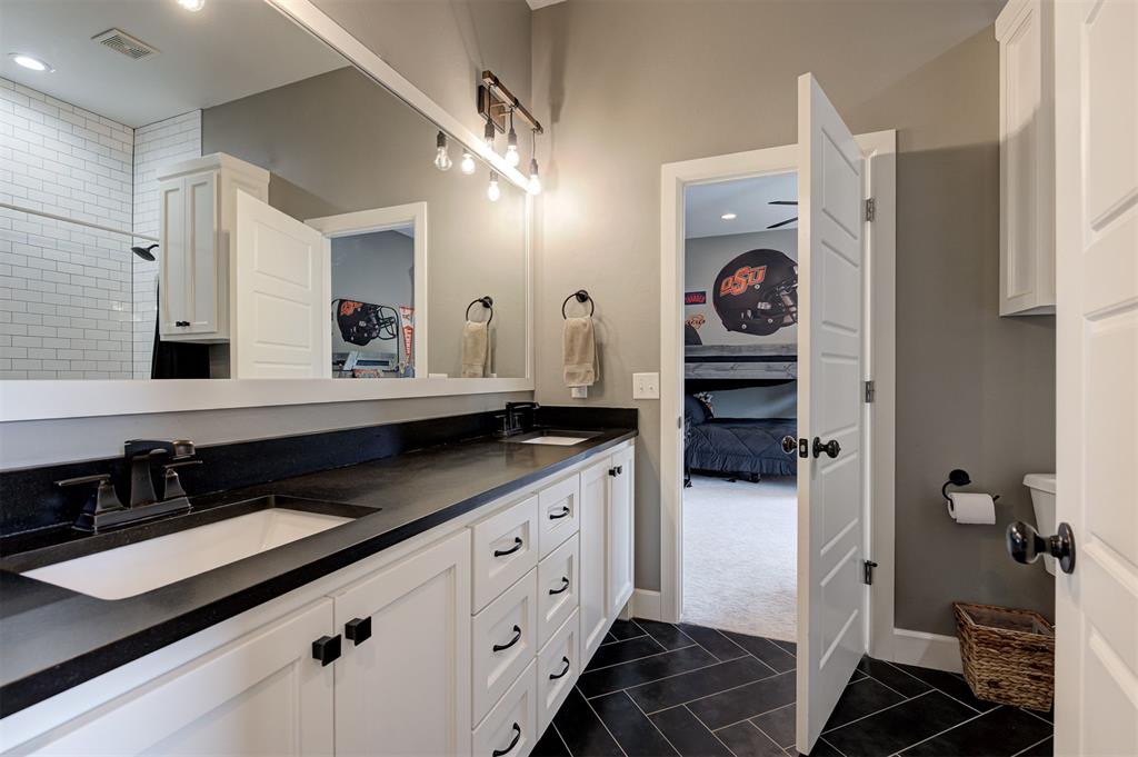 2603 S Loblolly Lane