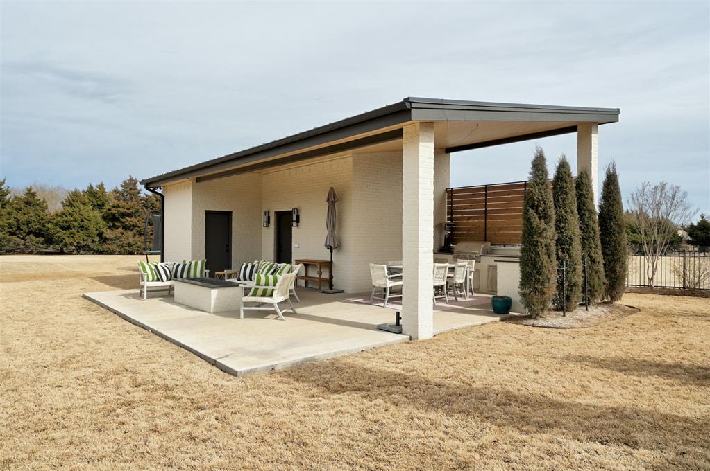 2603 S Loblolly Lane