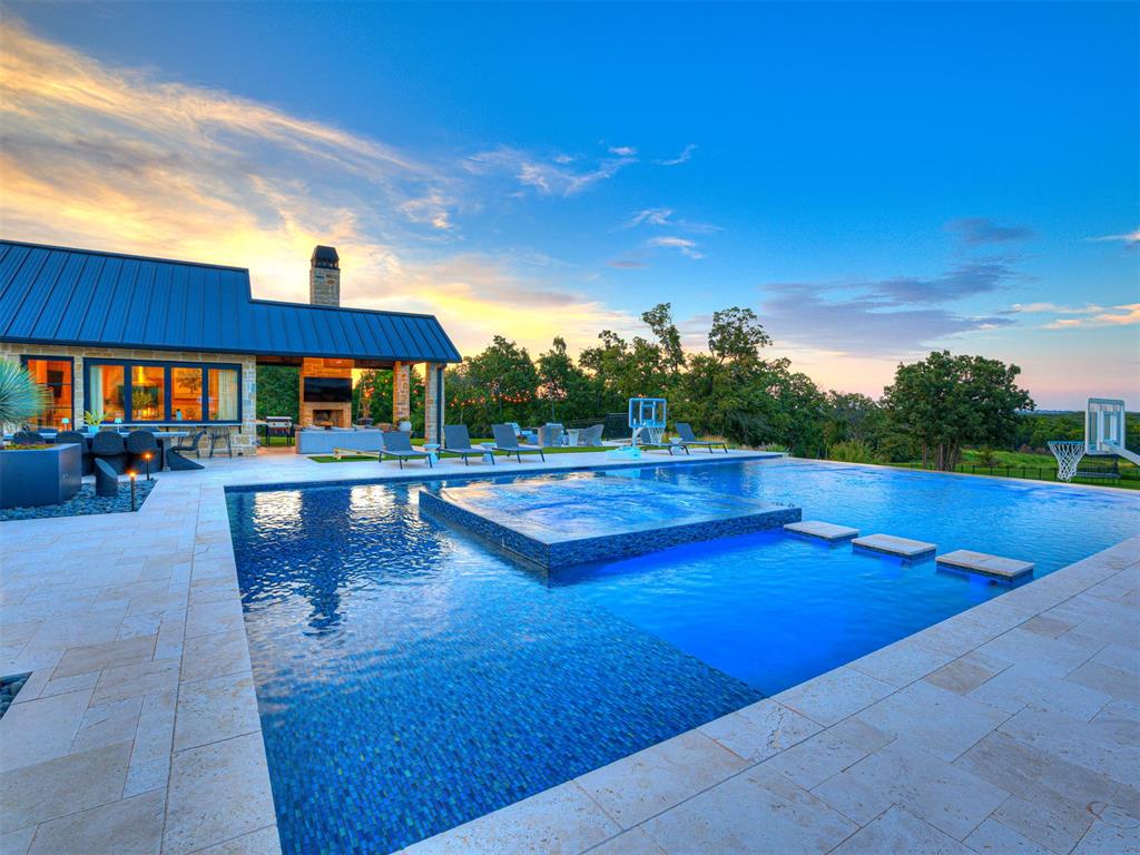 3003 S Country Club Road