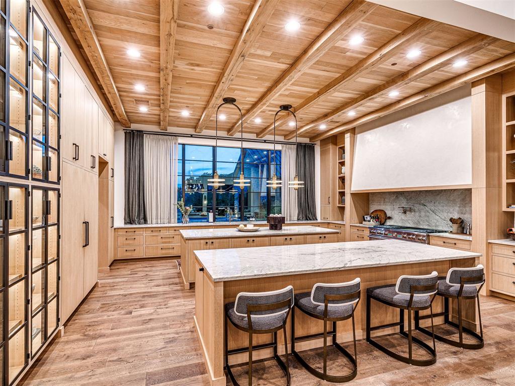 3003 S Country Club Road