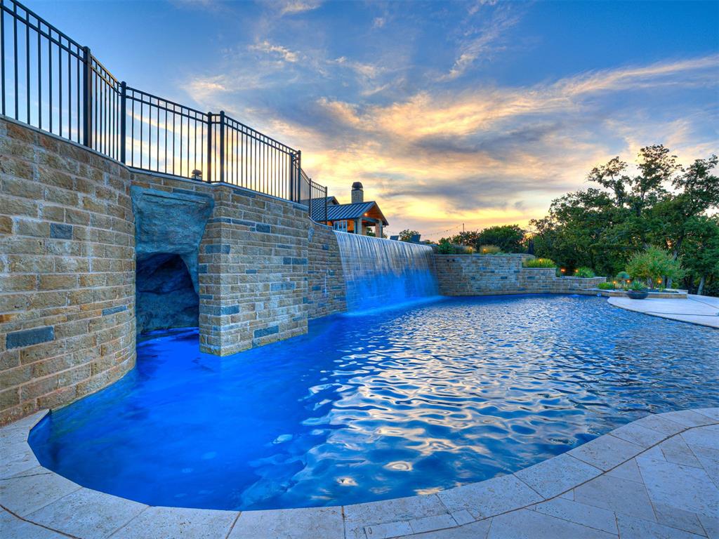 3003 S Country Club Road