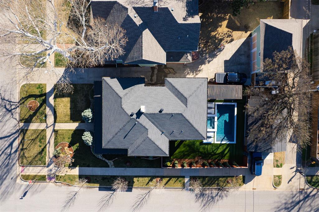 930 NW 17th Street
